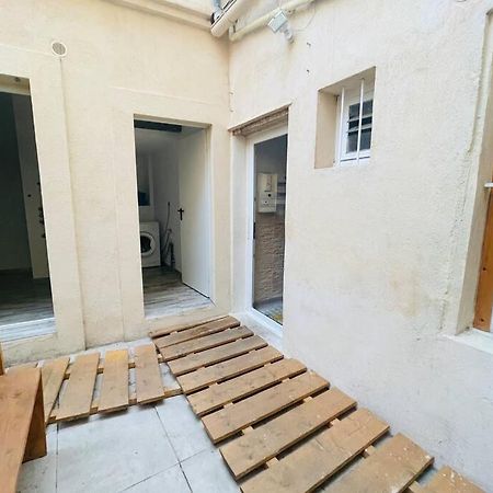 Toulon: Superbe Appartement Atypique 2 Chambres エクステリア 写真