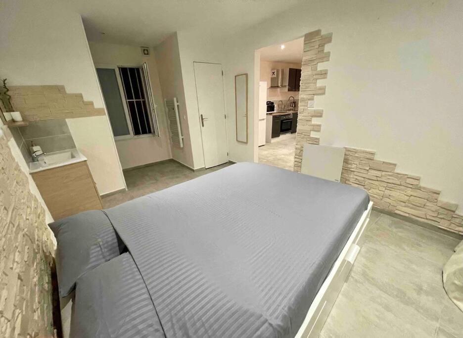 Toulon: Superbe Appartement Atypique 2 Chambres エクステリア 写真